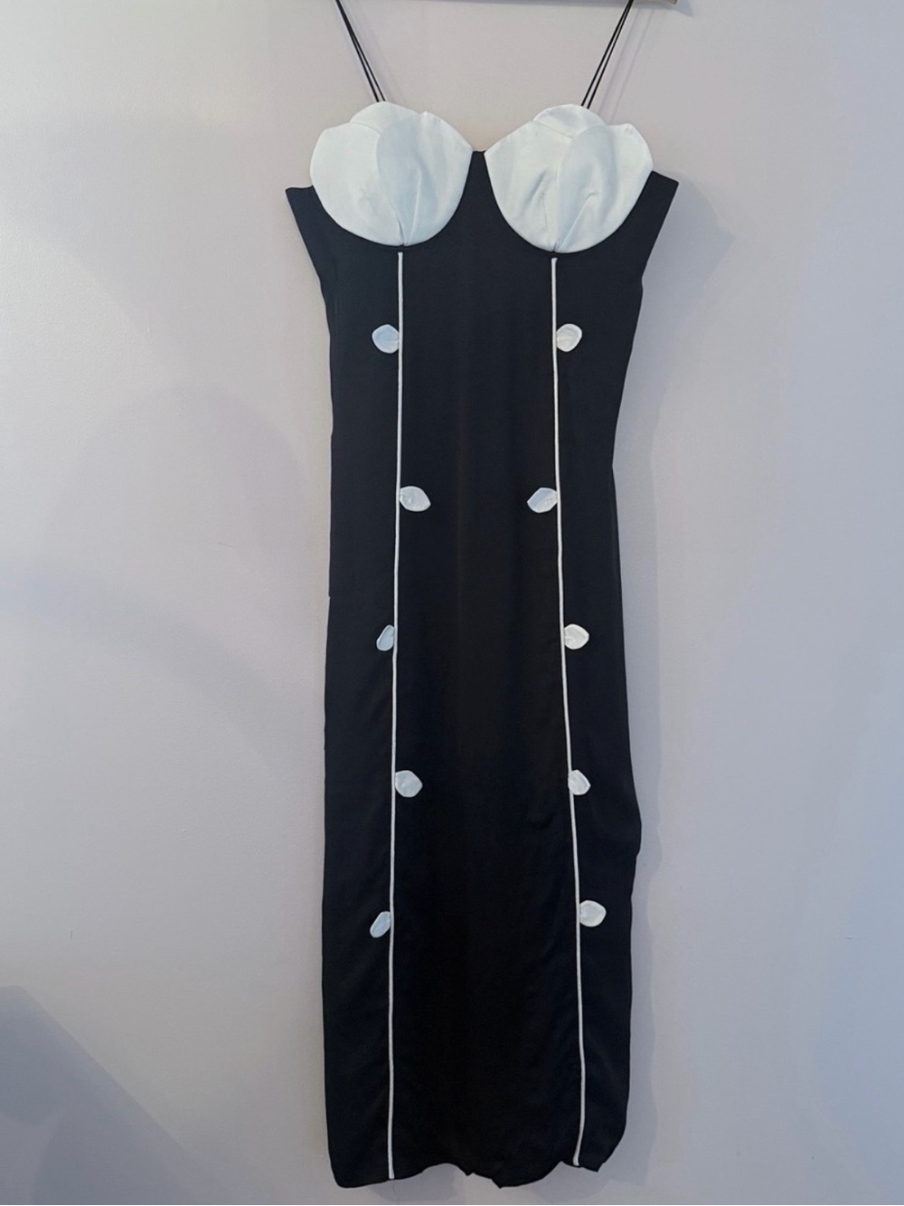 FARM Rio Black and White Silky Dress - Picture 3 of 3